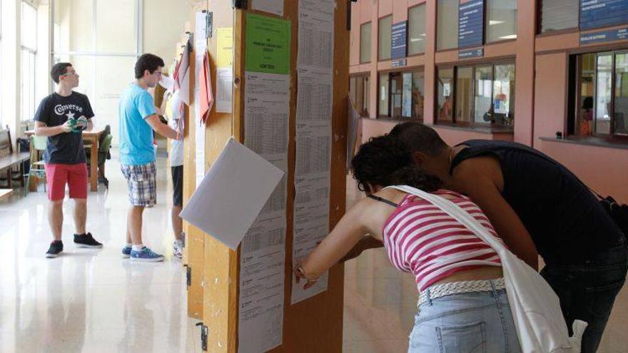 Críticas de los alumnos a la nota requerida para estudiar Medicina