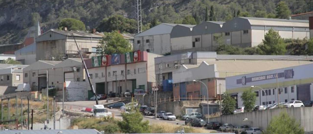 En la imagen, uno de los polígonos industriales de Alcoy.