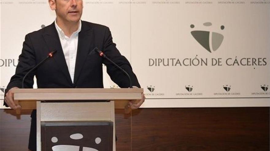 El PP denuncia que la presidenta de la Diputación de Cáceres se ha gastado 12.000 euros en un viaje a Teruel
