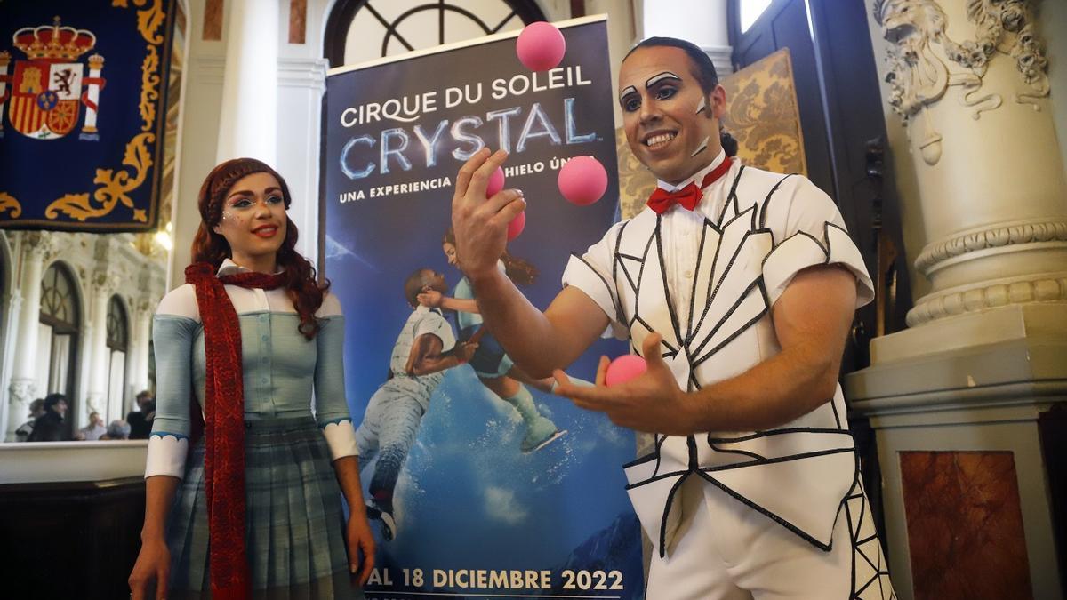 Dos de los artistas de &#039;Crystal&#039;, el nuevo show del Circo del Sol que llega a Málaga