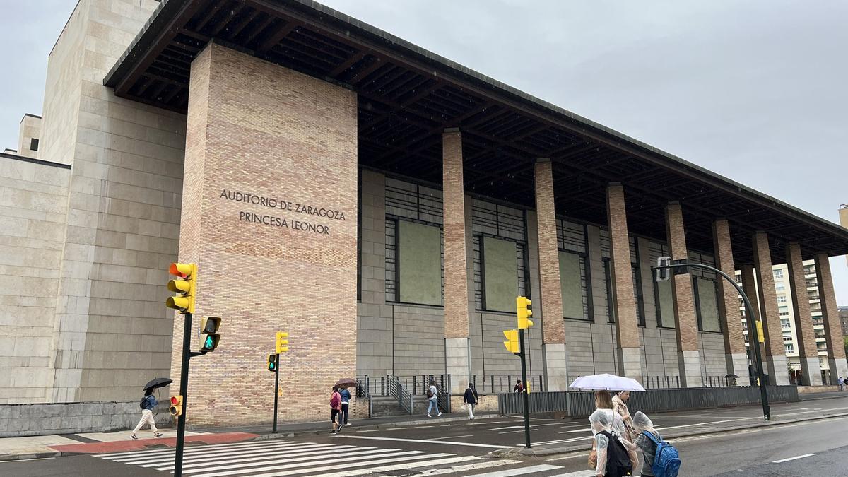 Fachada del Auditorio de Zaragoza con el nombre de Princesa Leonor