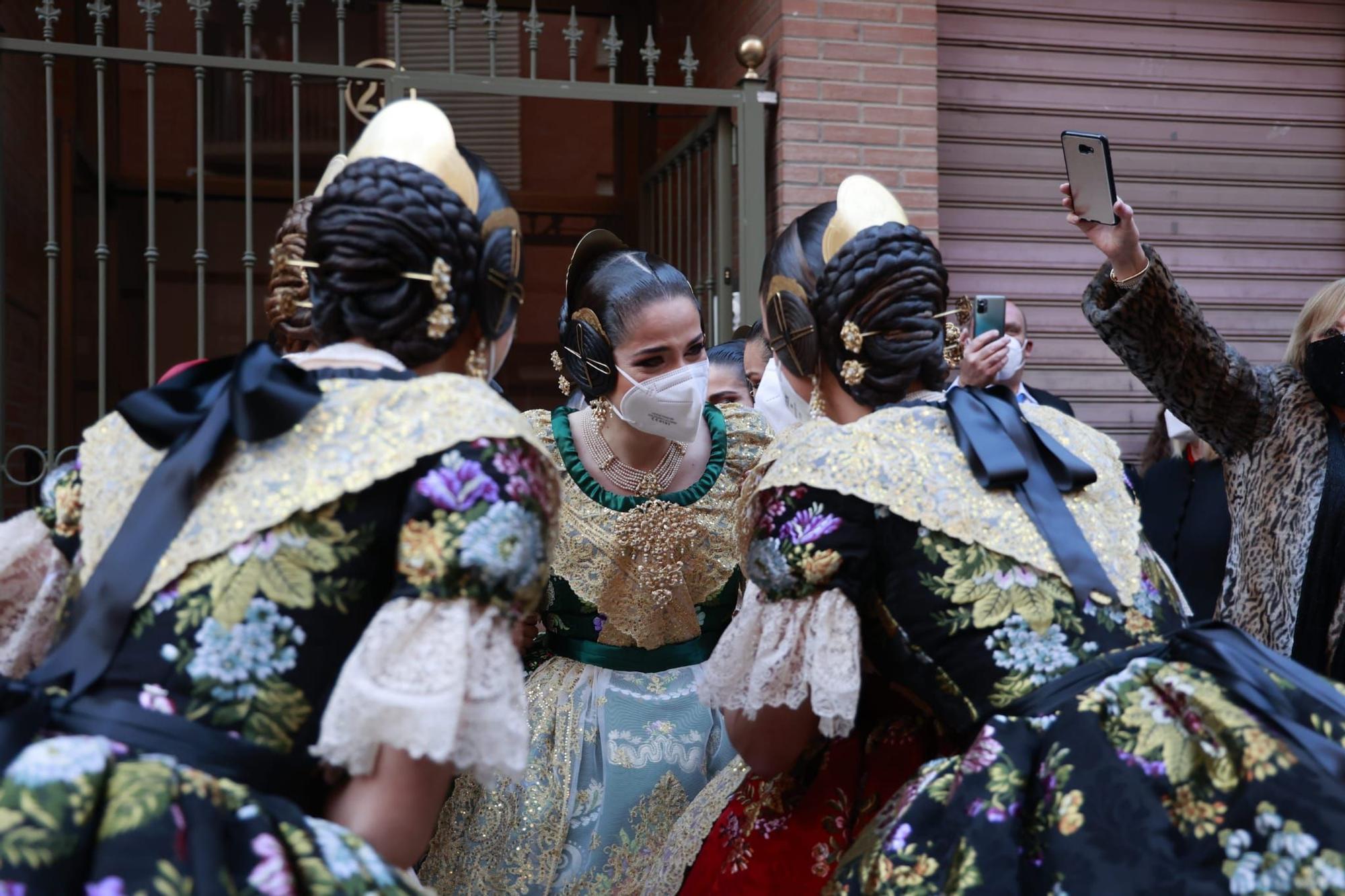 Espolín de la Fallera Mayor de València | Carmen Martín escoge el color verde primavera