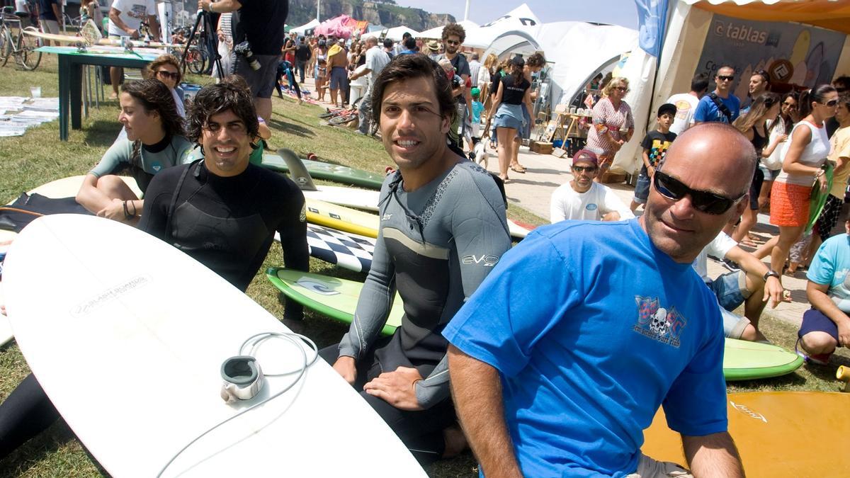 MARTA TERRASA, SIRO GARCIA, JAIME GARCIA Y OLIVER MOURAGUES EN EL PASEO DE SALINAS EN UNA ANTERIOR EDICIÓN DEL LONGBOARD.