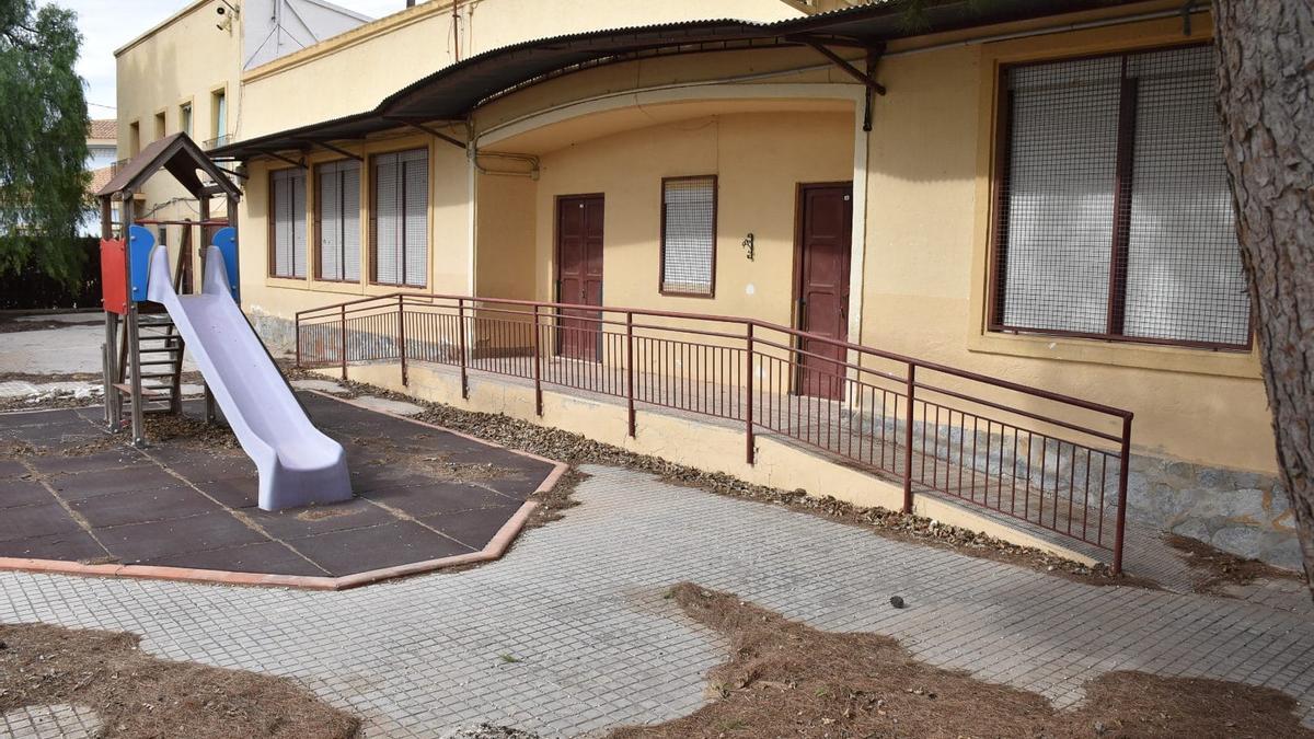 La cesión de la antigua escuela infantil por parte del Ayuntamiento de Elche al Consell se hará por diez años