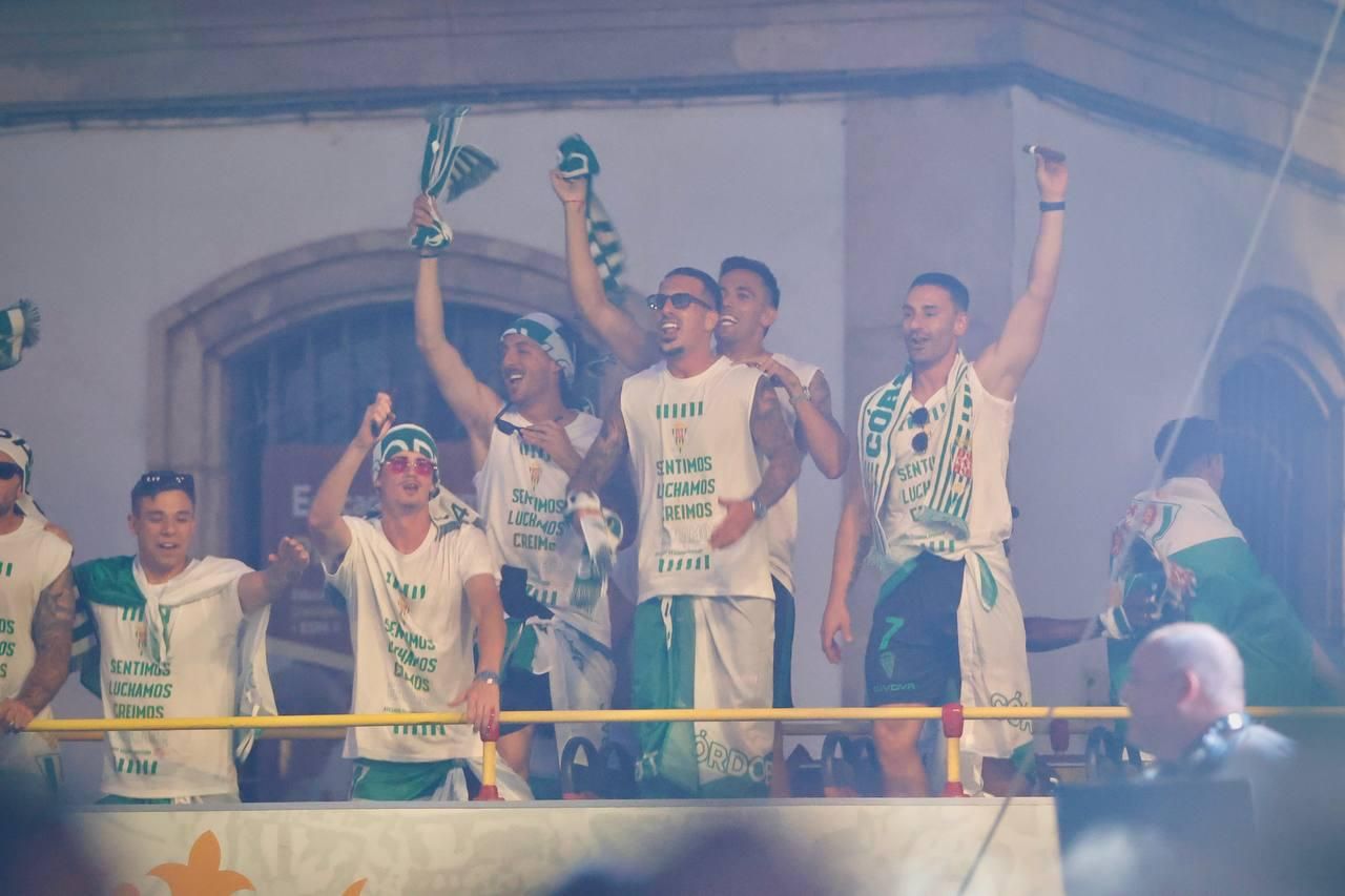 La fiesta del ascenso del Córdoba CF en Las Tendillas