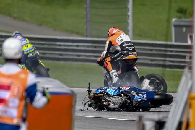 Así quedaron las motos accidentadas en Austria