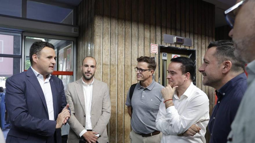 El exjefe de gabinete del Gobierno de Pedro Sánchez asegura en Oviedo que "en España, la izquierda está cansada, se ha dedicado a gobernar"