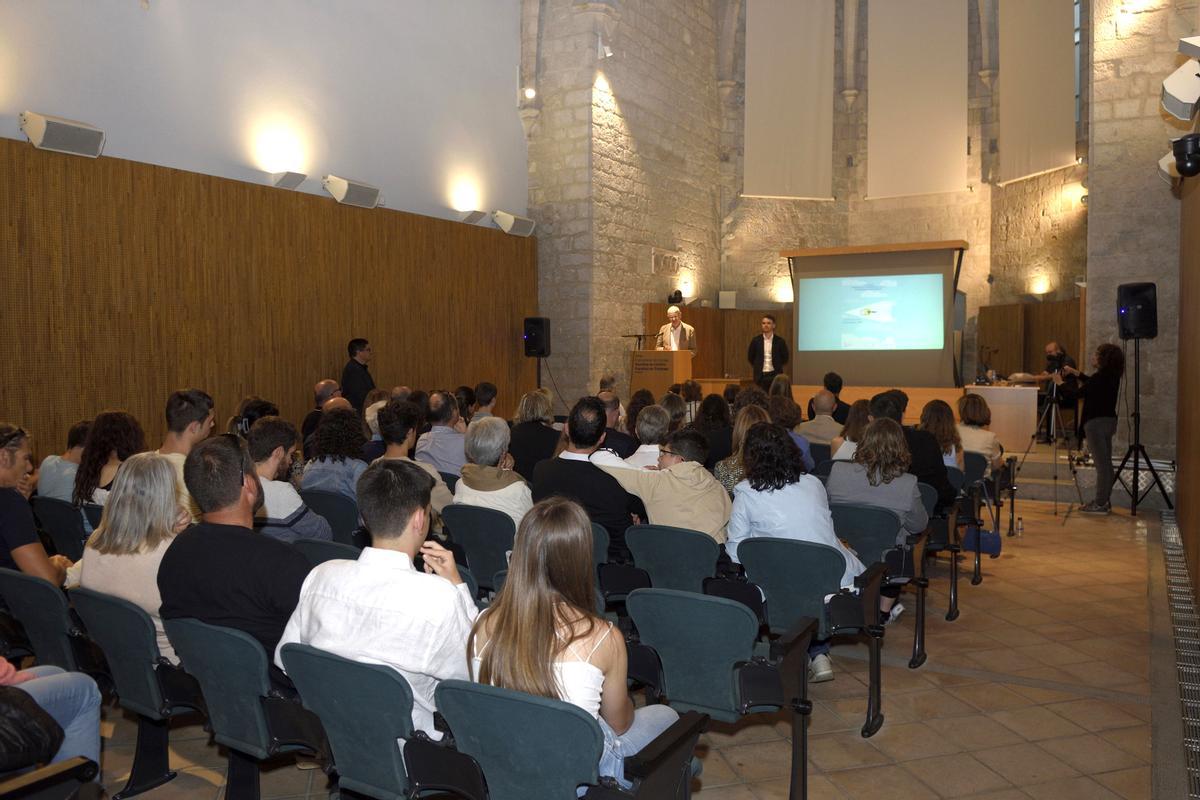 El Consell Social de la UdG premia onze treballs de recerca de batxillerat.