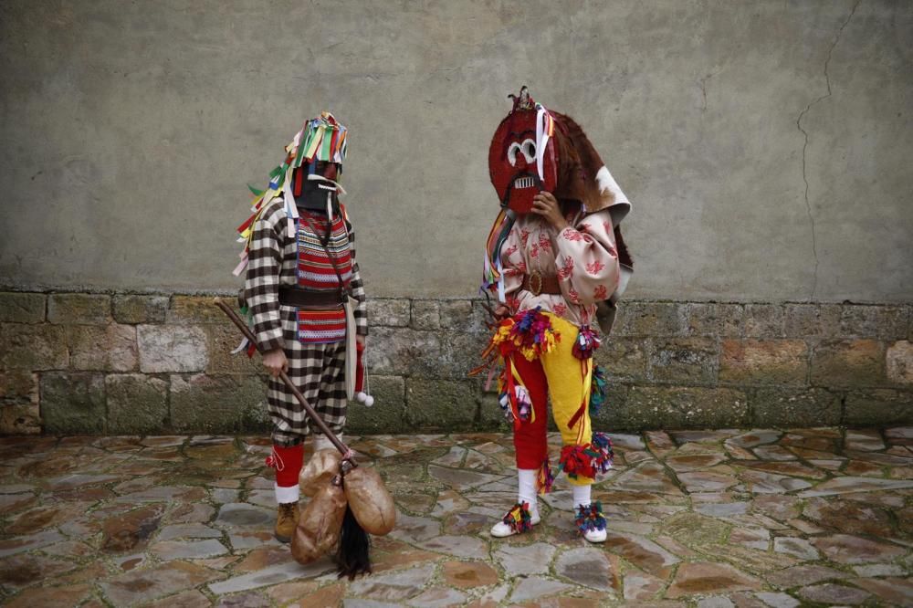 Palacios del Pan recupera su mascarada para el Día del Centro de Iniciativas Turísticas