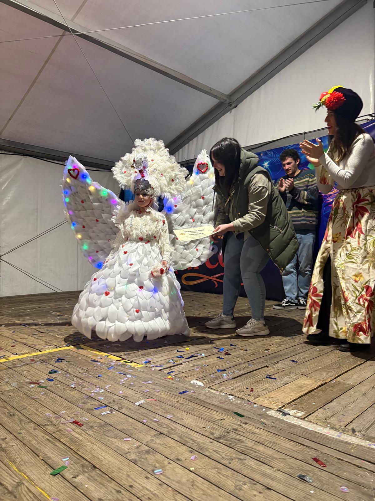 Los disfraces infantiles llenan Cangas