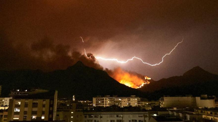 Muestras de apoyo en redes sociales ante el incendio en Llutxent