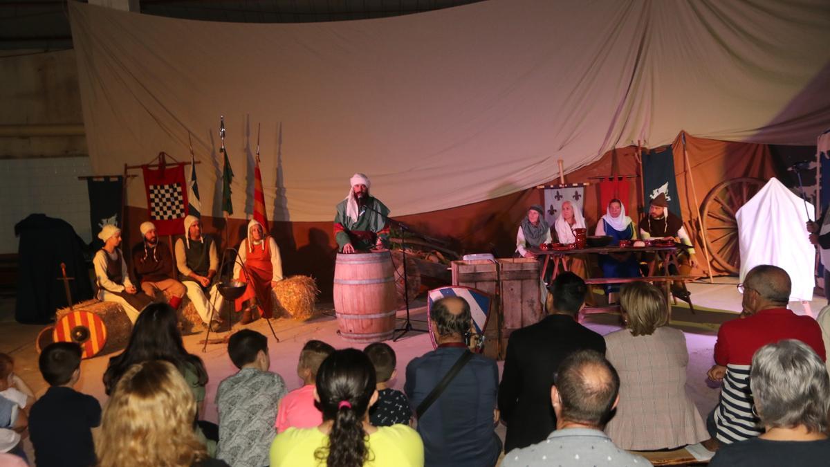 Otra foto de la presentación de la feria medieval.