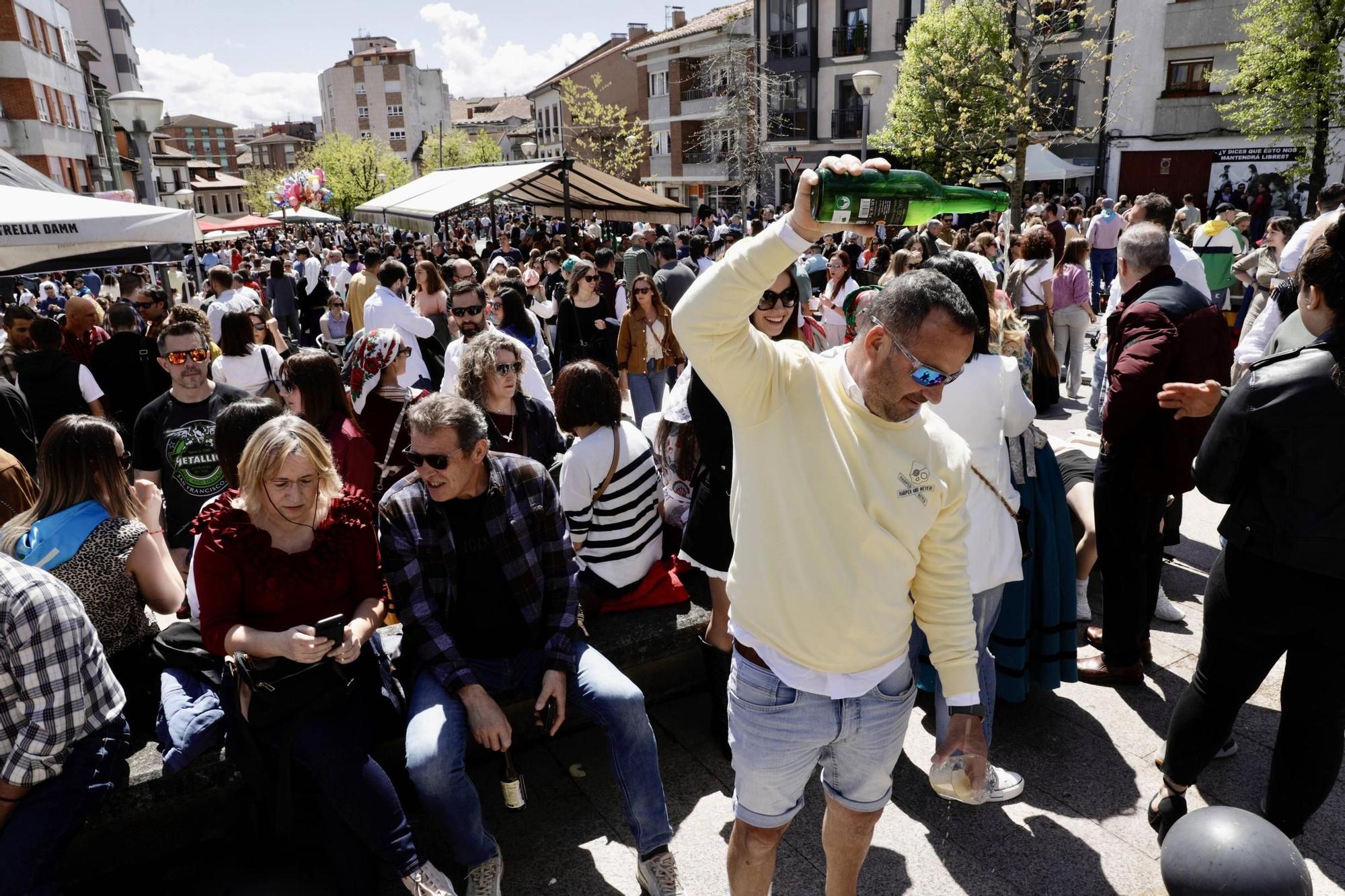 Los Güevos Pintos de la Pola, en imágenes