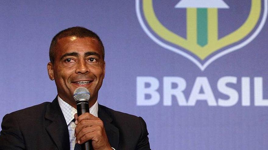 Romário tacha al presidente de la FIFA de &quot;ladrón&quot; y al secretario de &quot;chantajista&quot;