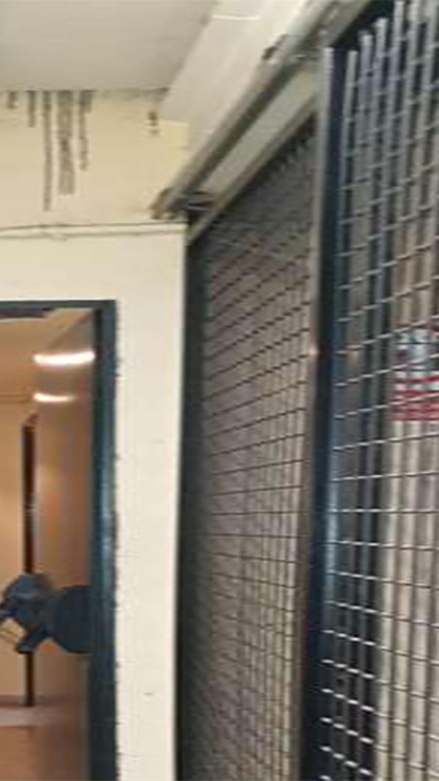 Lope de Vega. Cerramiento sótano.