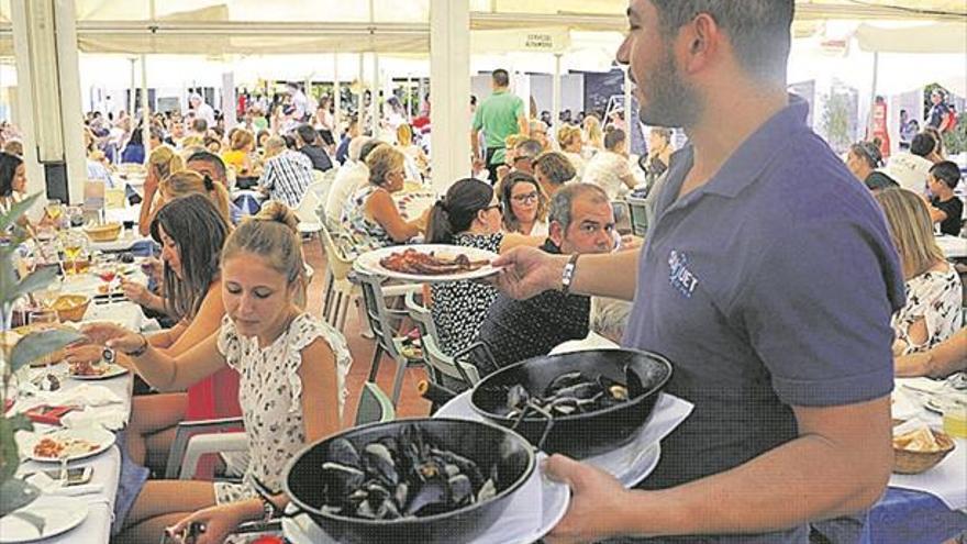 Un aluvión de andaluces busca trabajo estival en la hostelería