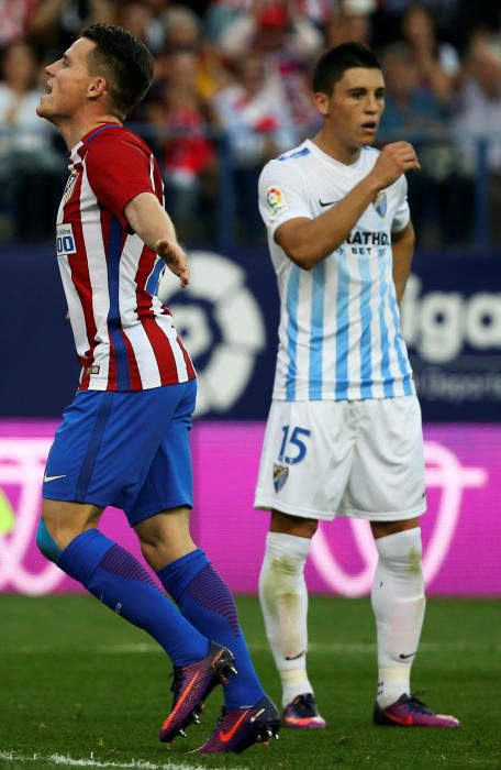 Football Soccer - Atletico Madrid v Malaga