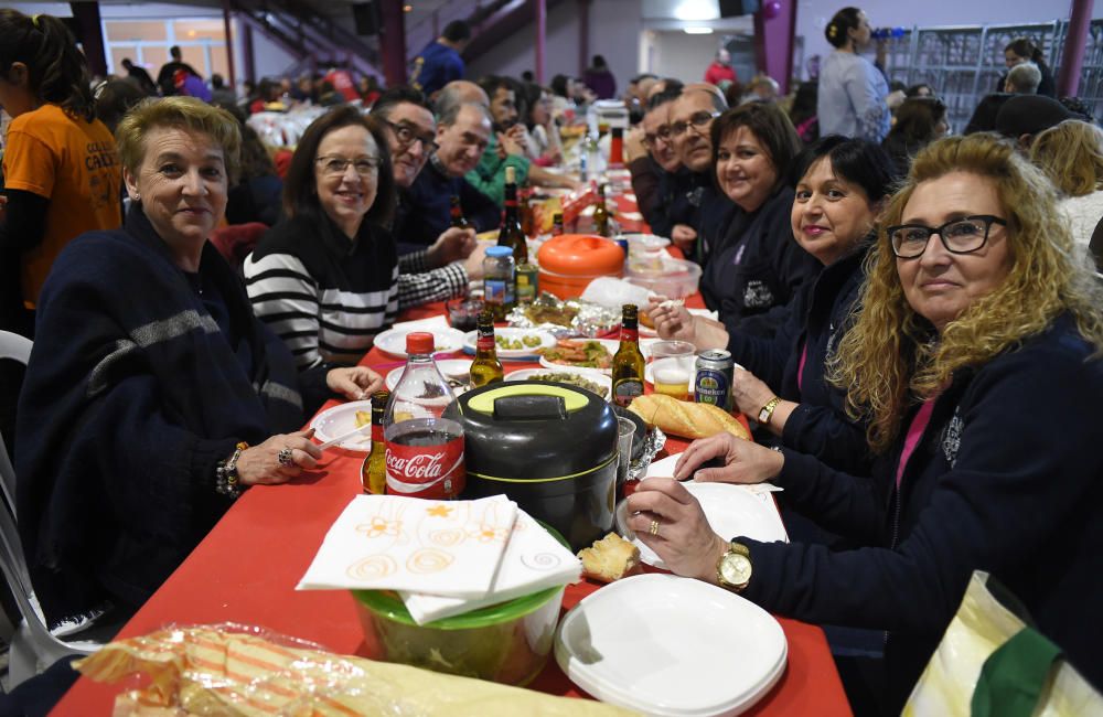 Sopar de colles multitudinario