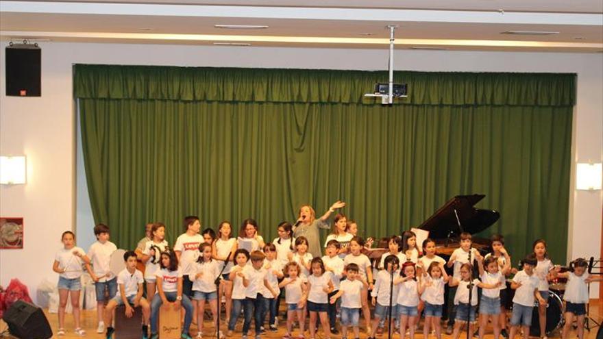 un concierto clausura la escuela de música