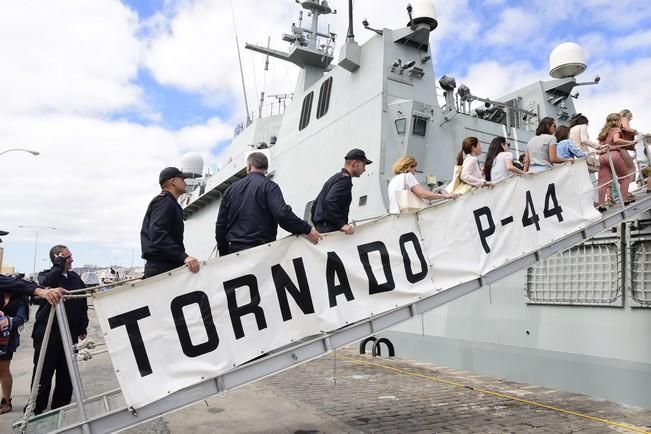 Reportaje del regreso del buque Tornado de la ...