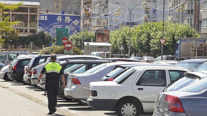 Zona de aparcamientos en el centro de Sada.