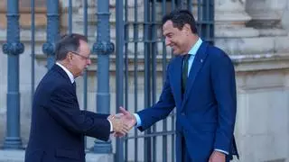 Moreno propone bajar el ferry para ayudar a Ceuta y da portazo a la acogida de menores: "Esto no es un fenómeno migratorio"