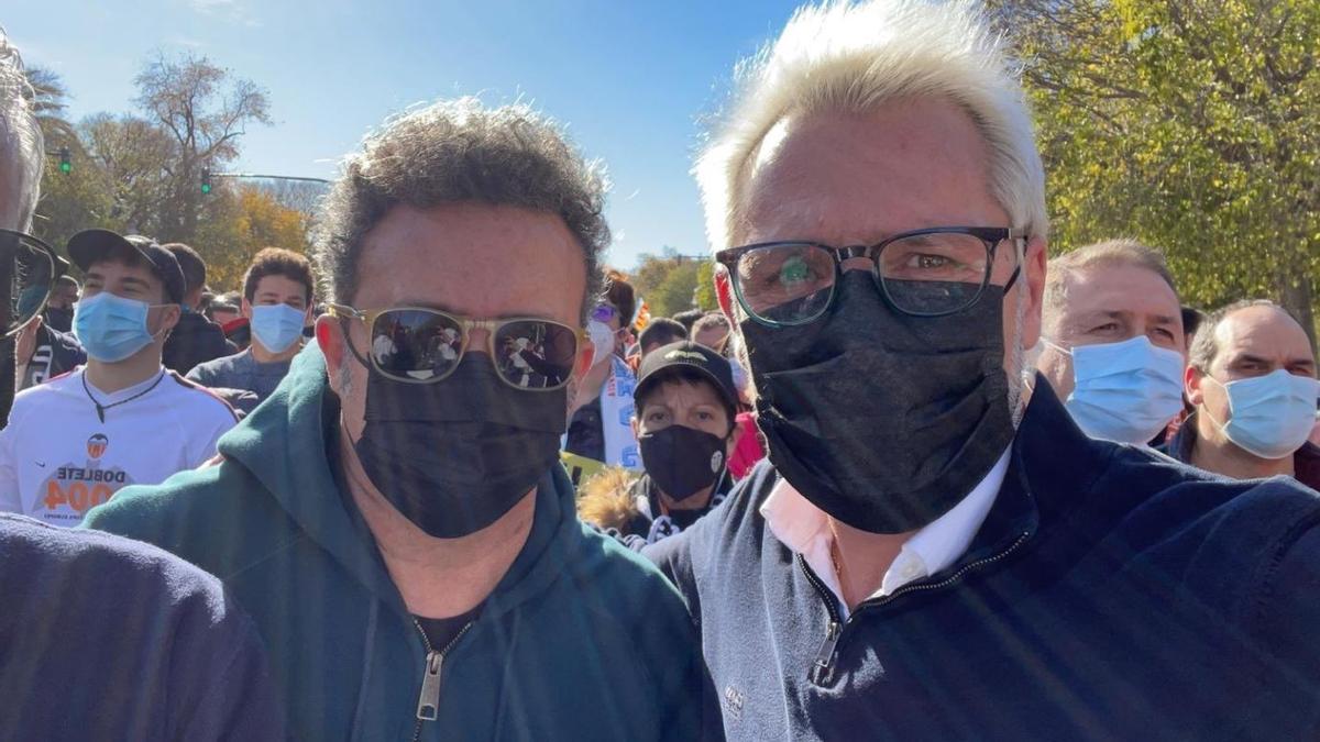 Cañizares, en la manifestación del 11D junto a José Manuel Casañ