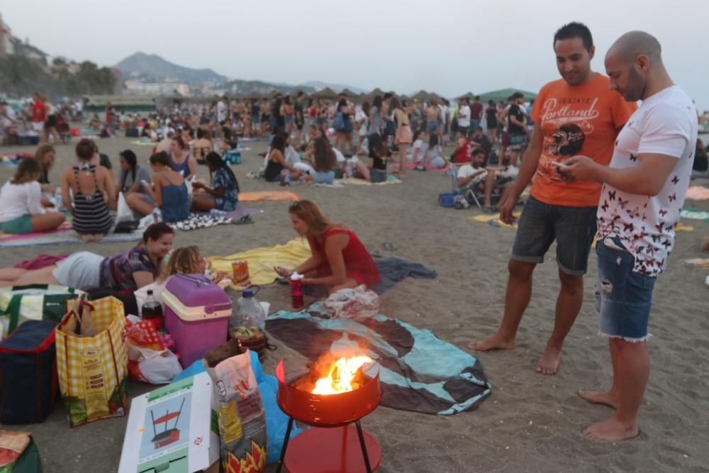 Málaga celebra la noche de San Juan en sus playas