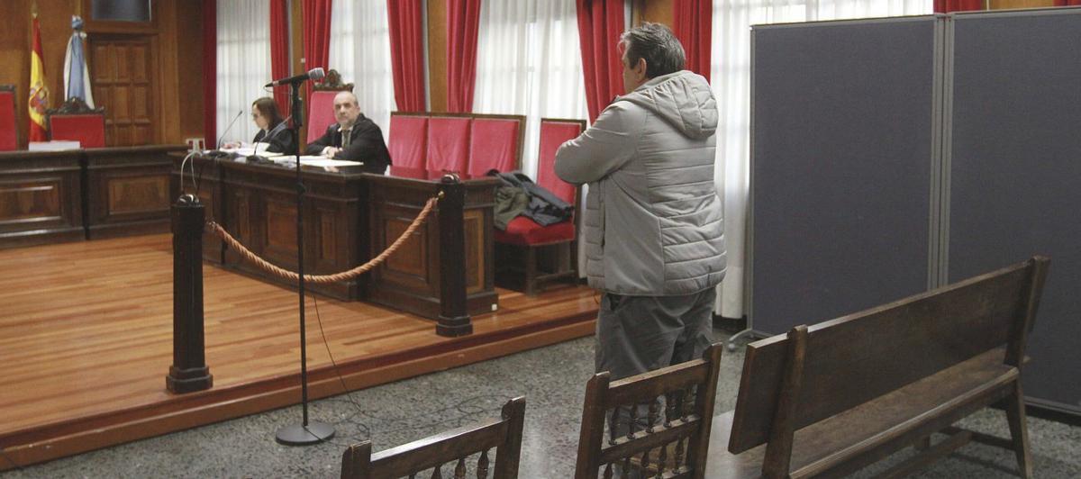 El acusado por estos hechos fue juzgado en la Audiencia Provincial de Ourense, este jueves.