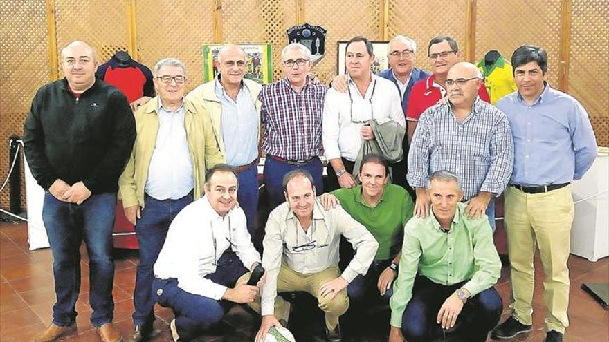 El Montilla celebra el 30 aniversario de su primer ascenso a la Tercera División