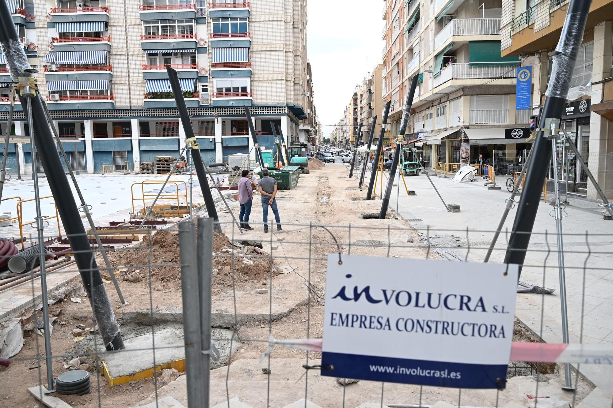 Así van las obras de la plaza de los pisos azules en Elche