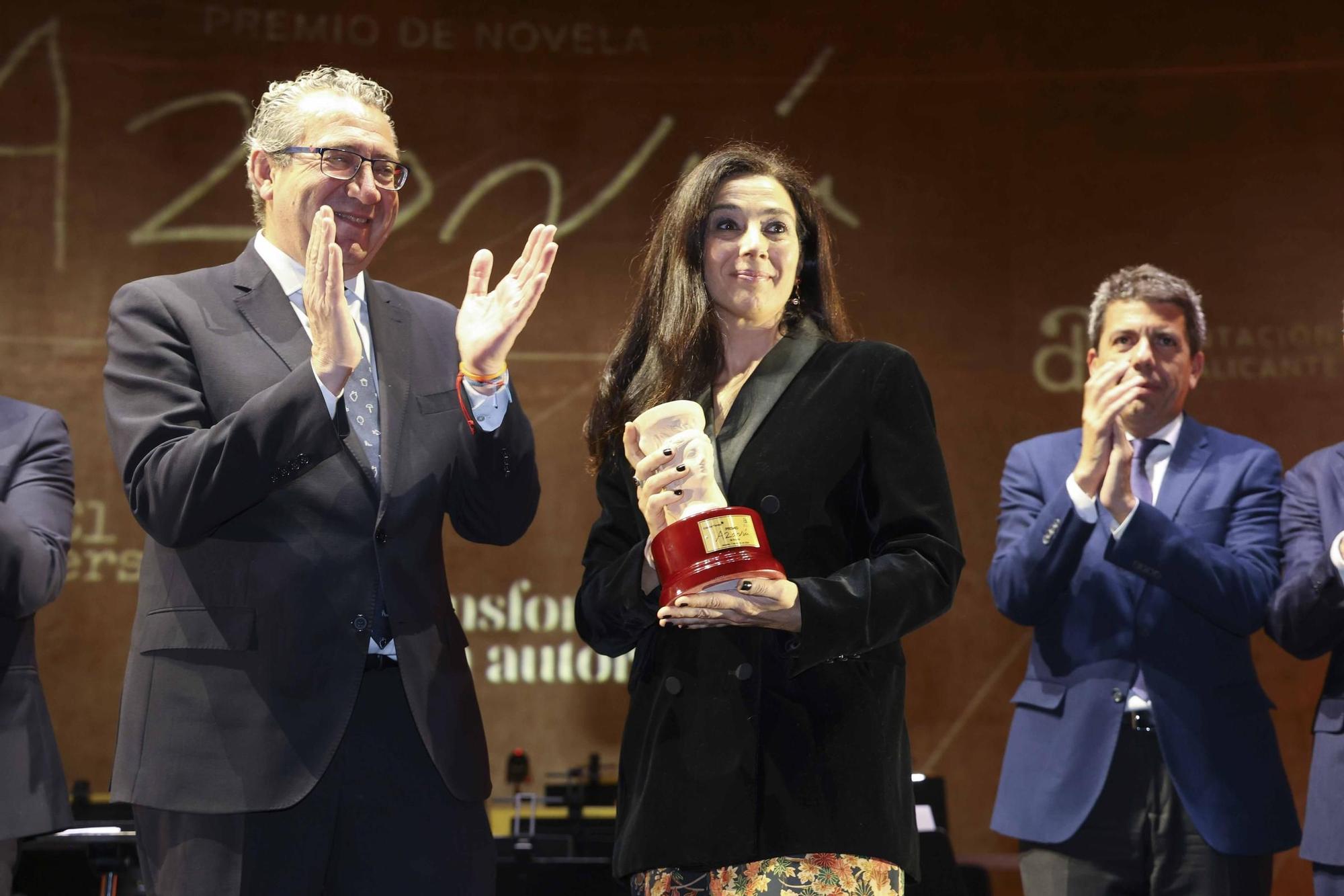 Cristina López Barrio gana el Premio Azorín 2024