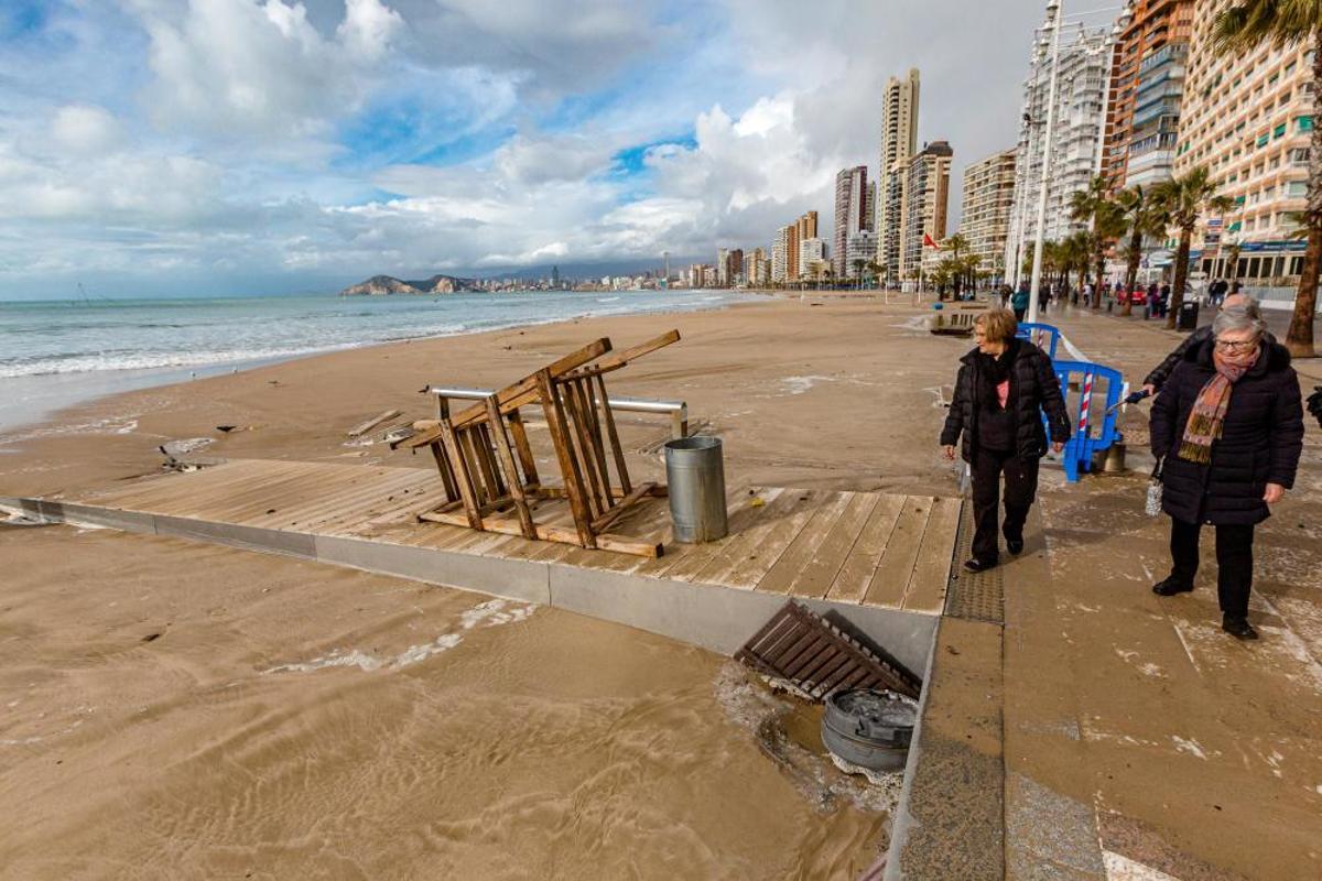 Temporal de lluvia y viento en la Marina Baixa