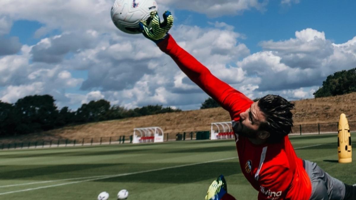 Dimitrievski entra en acción