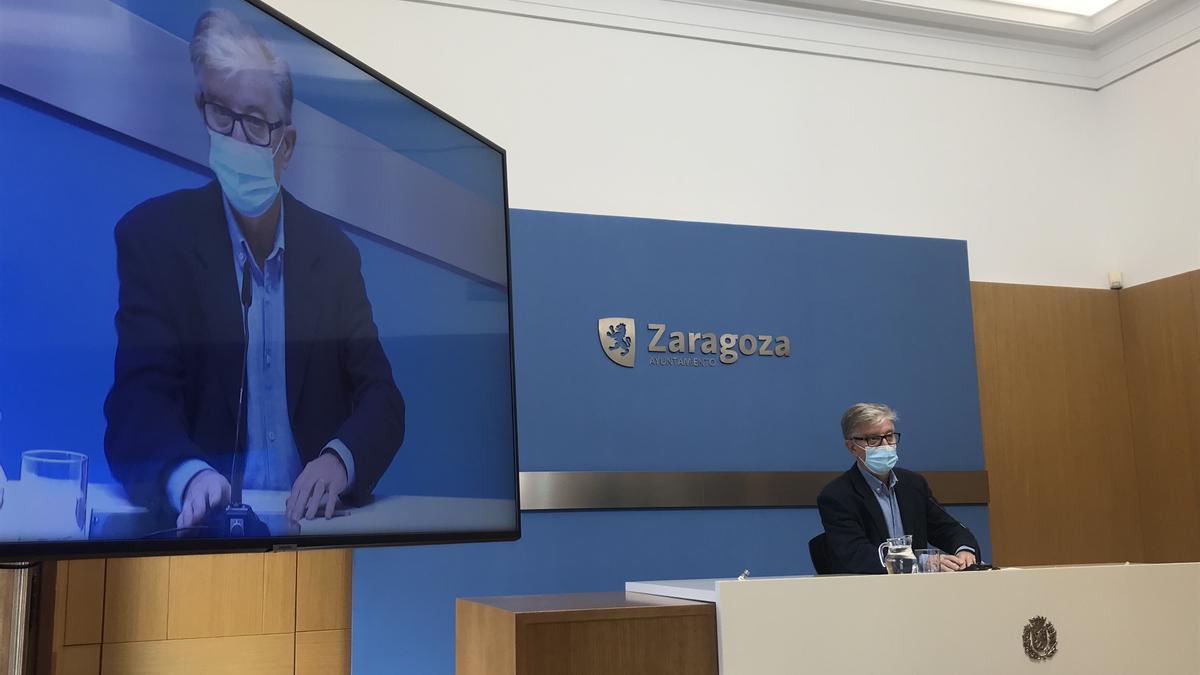 El portavoz del grupo municipal de Zaragoza en Común (ZeC) en el Ayuntamiento de Zaragoza, Pedro Santisteve