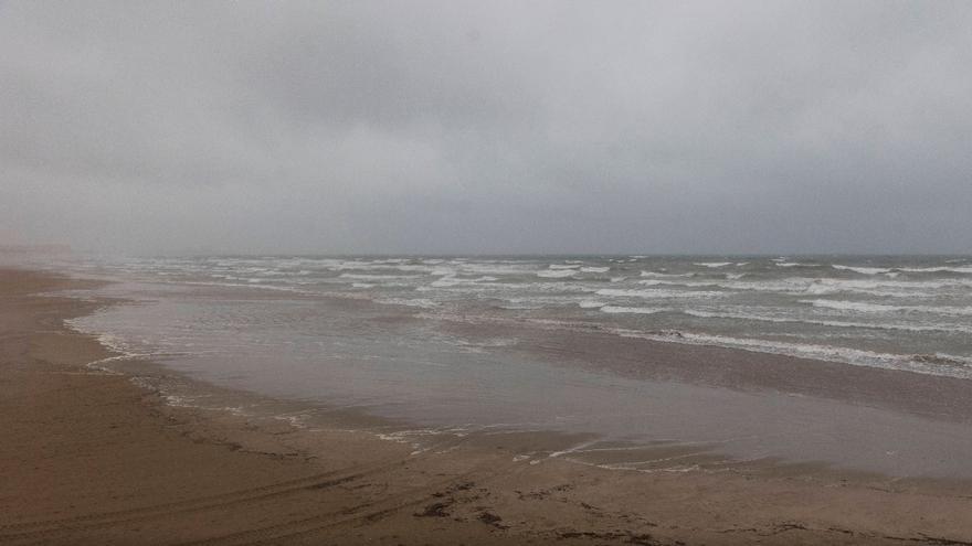 El vertido oleoso no llegará a la costa de València