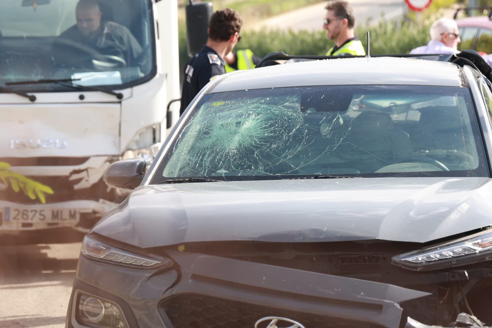 Fotogalería | Accidente múltiple en Cáceres: cuatro vehículos implicados en un choque en la Ronda Norte