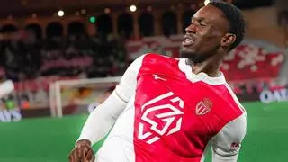 ¡El Mónaco se queda con uno menos! Gil Manzano expulsa a Golovin tras la ayuda del VAR