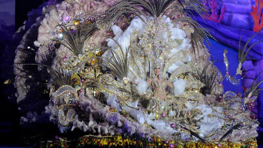 Imagen de la Gala de elección de la Reina Adulta del Carnaval de Santa Cruz de Tenerife de 2019.