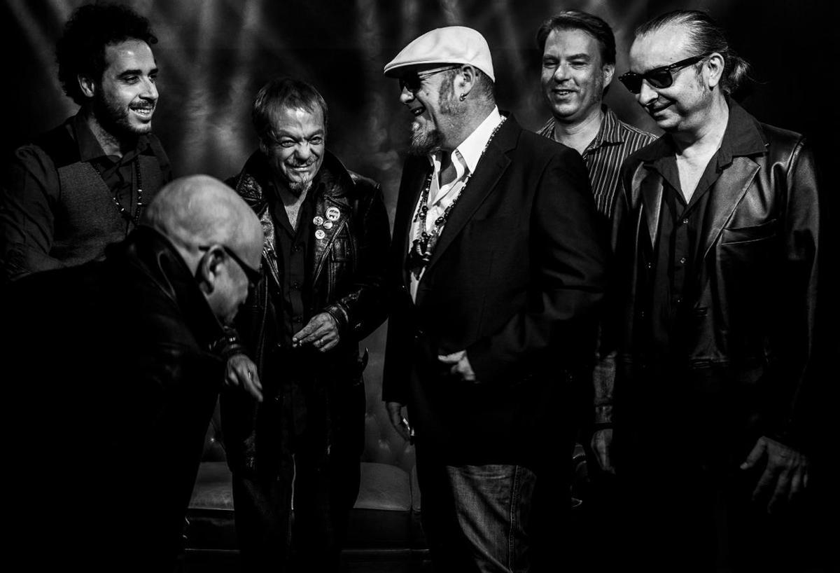 Gene con Pipi, Andreas Boot, Pedro Calero, Holly y El Mugriento.
