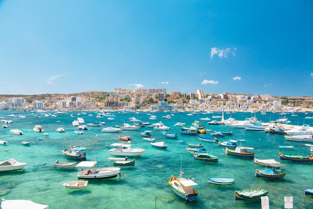 Barcos en la bahía de Bugibba