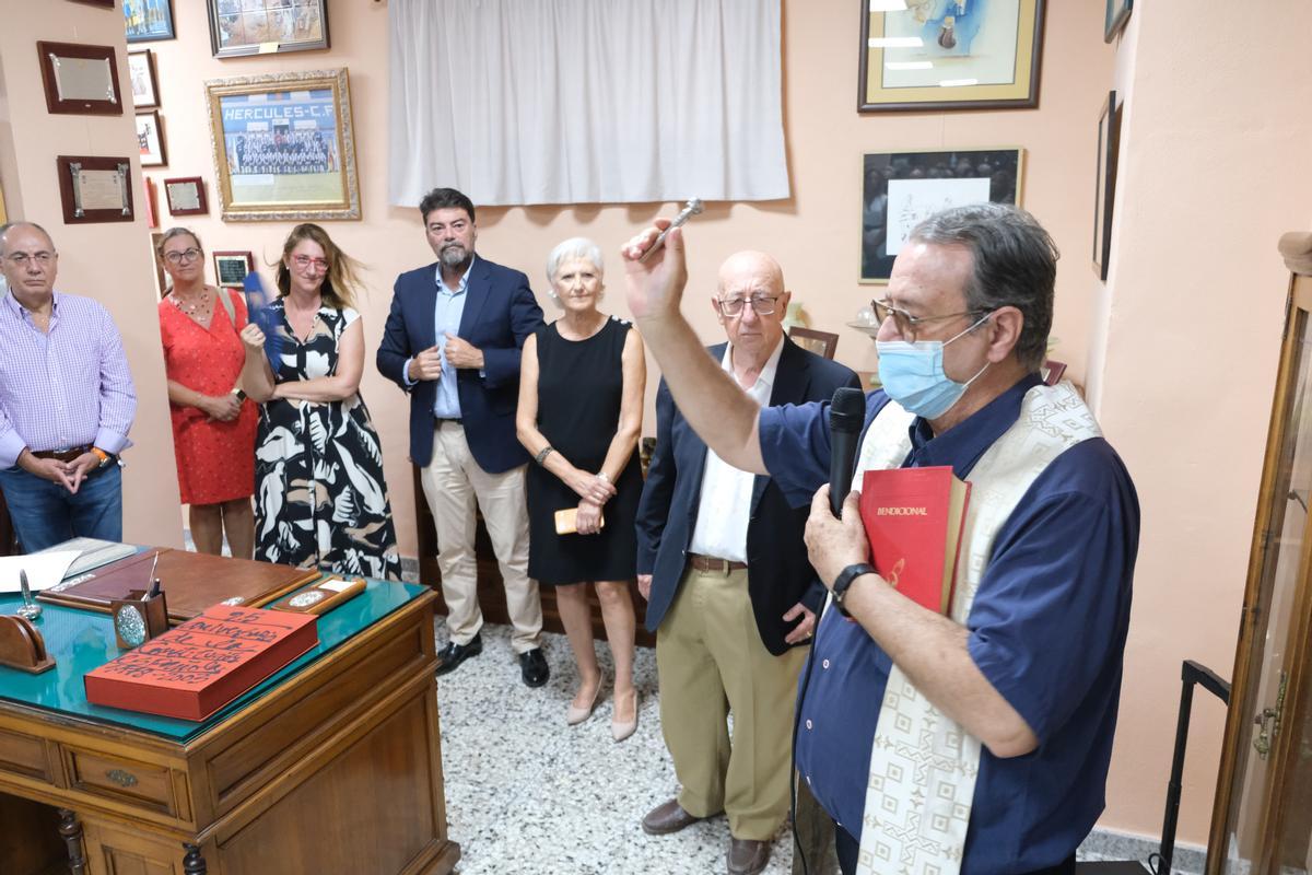El legado para Alicante de Julio de España