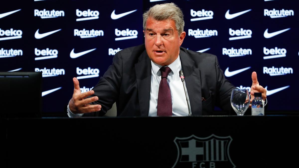 Laporta: "Pido disculpas a los socios por la situación que sufrieron ante el Eintracht"