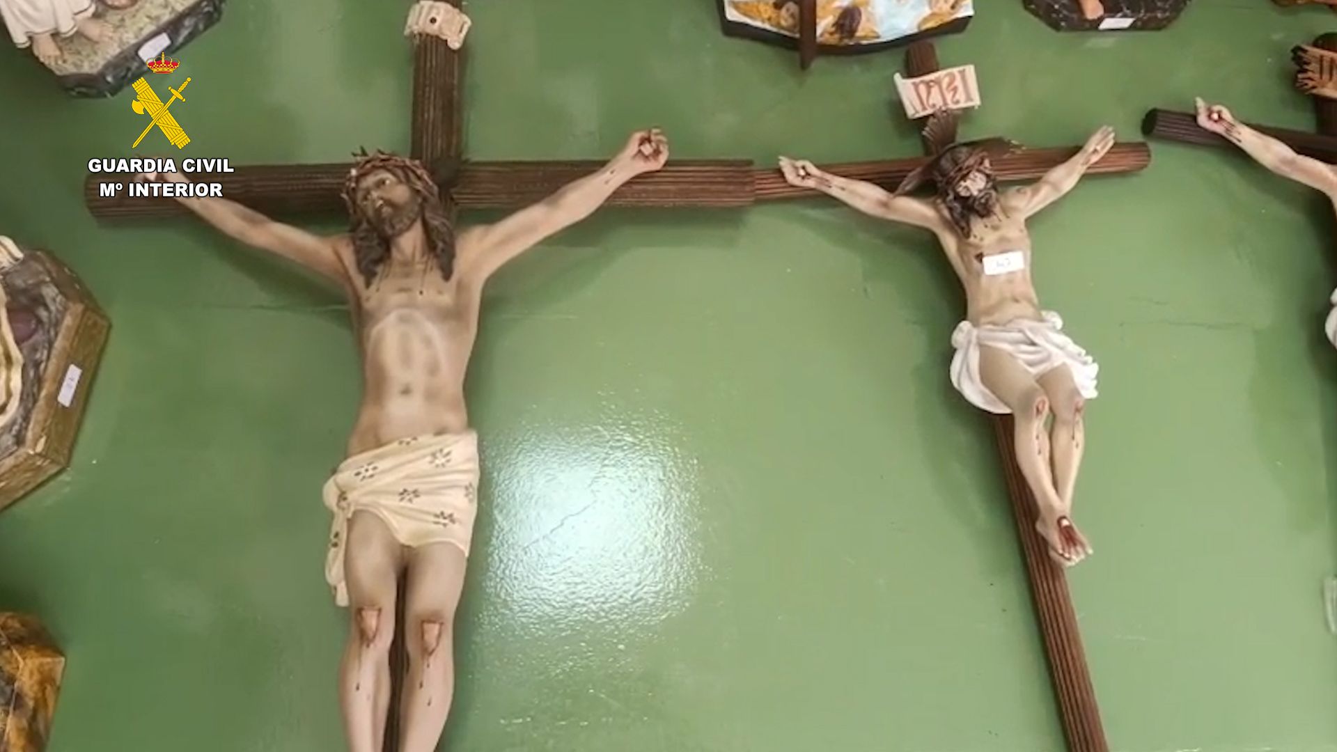 Imágenes robadas en cementerios de Orihuela y Murcia recuperadas por la Guardia Civil