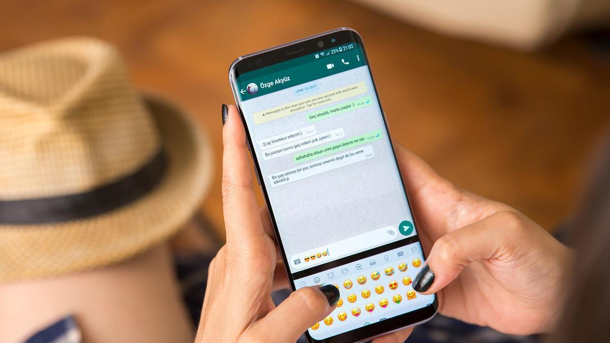Disponible la opción para hacer encuestas en grupos de WhatsApp: así la puedes activar