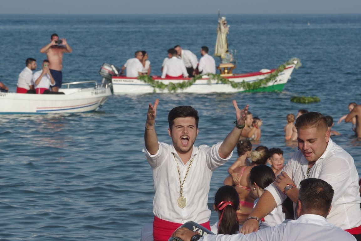 Salida procesional de la Virgen del Carmen del Litoral, en La Térmica