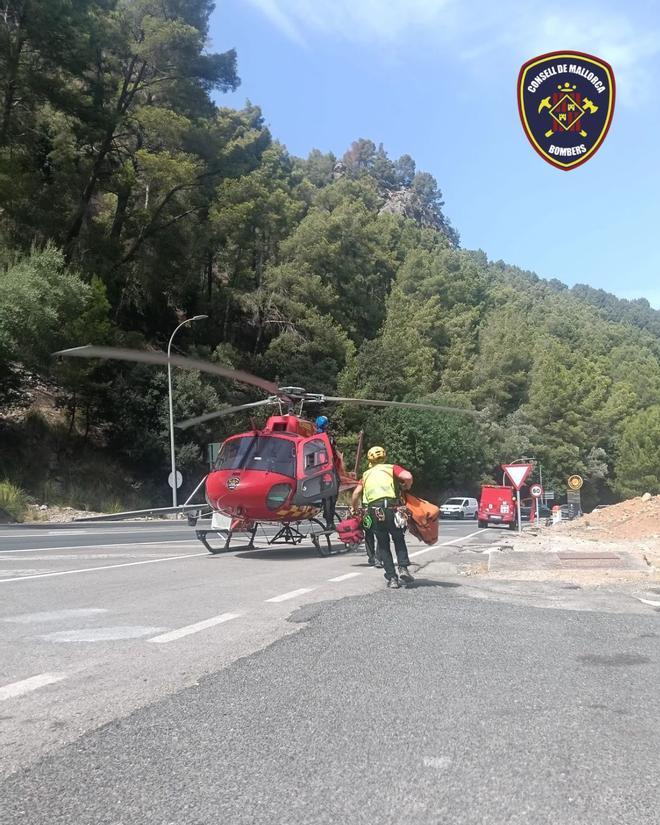 Rescatan a un barranquista herido tras caer de siete metros de altura en Sóller