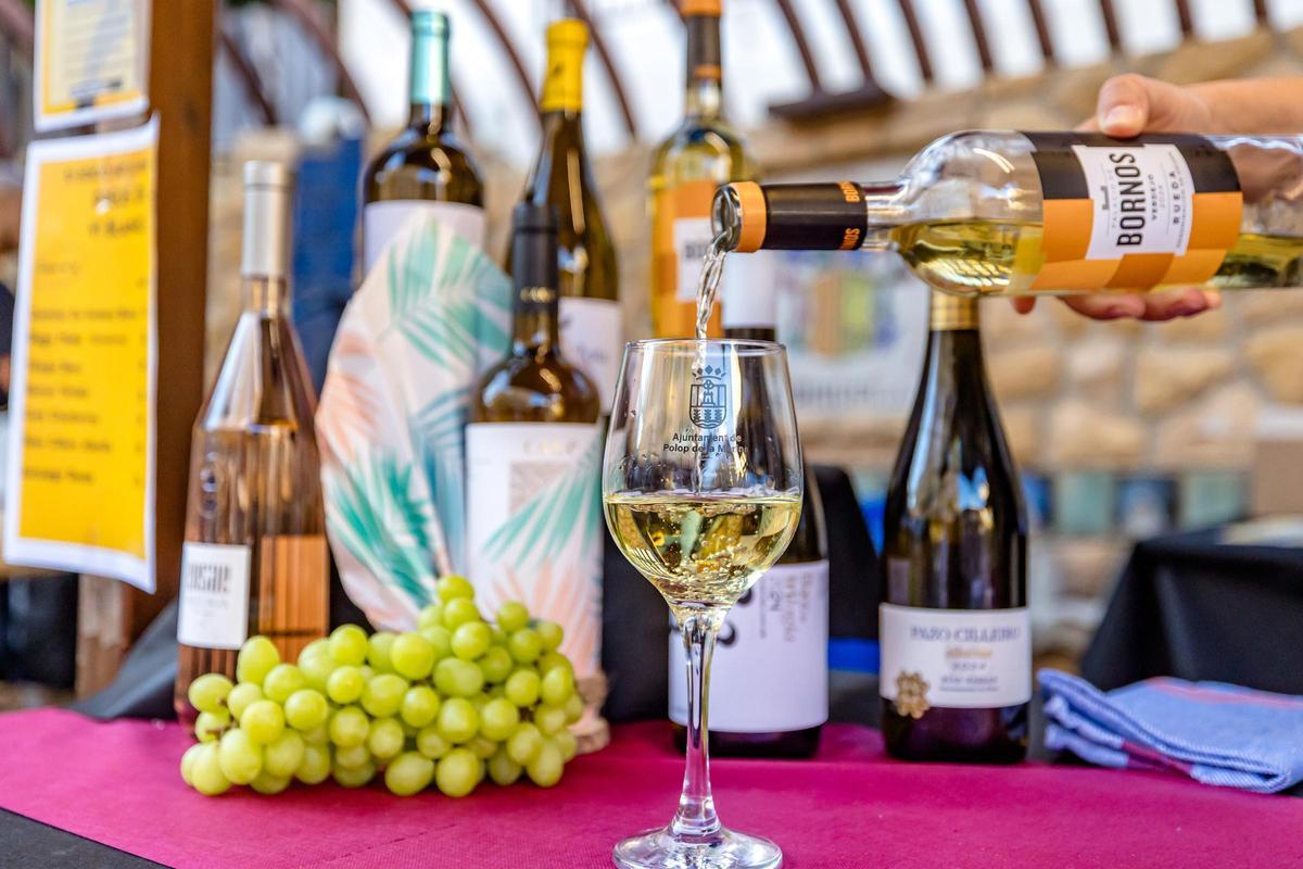 Polop de La Marina celebra la Nit de Vins