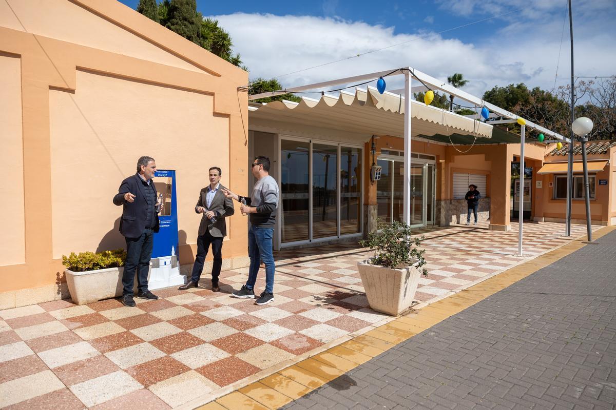 Las fuentes refrigeradas están ubicadas en zonas deportivas