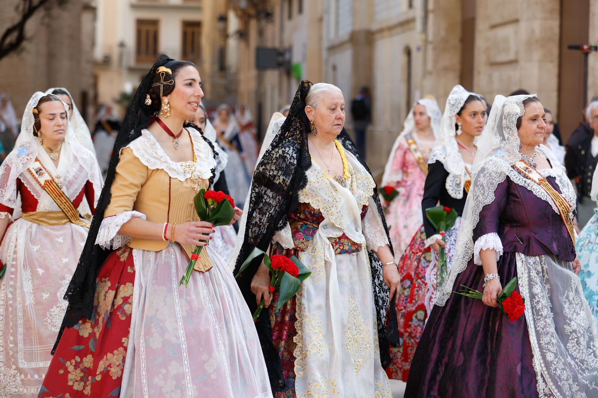 Búscate en el primer día de la Ofrenda en la calle San Vicente entre las 17:00 y las 18:00